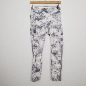 Lululemon Train Times 7/8 Pant *25" Size 8 Breeze By White Light Cast